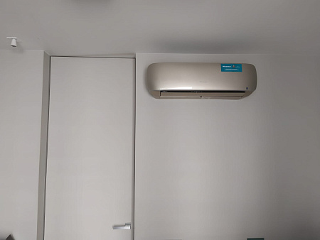 Мульти-сплит система HISENSE серии PREMIUM CHAMPAGNE SUPER DC Inverter (3 порта) AMW3-24U4SZD / 2x AMS-12UR4SVETG67(C) (35м+35м)